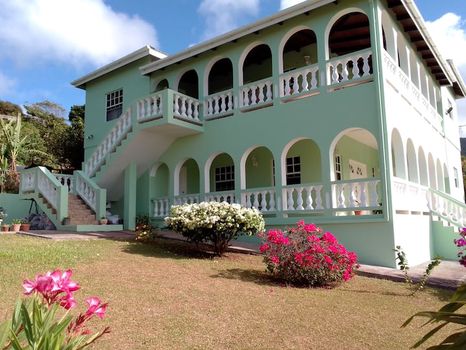 Grenada Vacation Rentals and Airbnb cozycozy