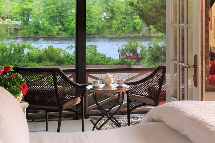 New! River Side Suite with River Views - Lake Warren, PA