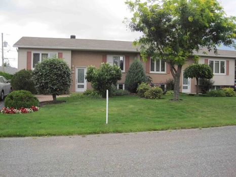 Victoriaville Apartments and Condos For Rent cozycozy