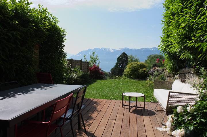 Modern house in wine yards of Lavaux - view lake - Lausanne