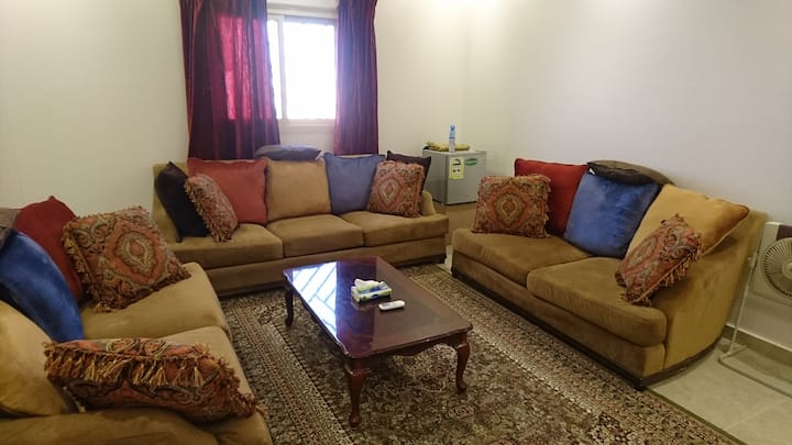 Private room in family apartment - Arabie saoudite