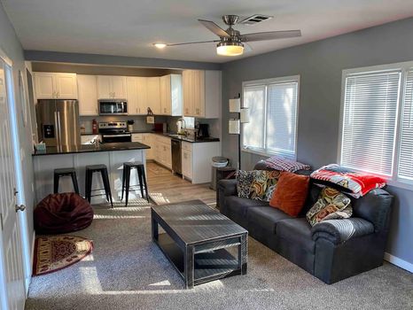 Crete, NE Vacation Rentals and Airbnb cozycozy