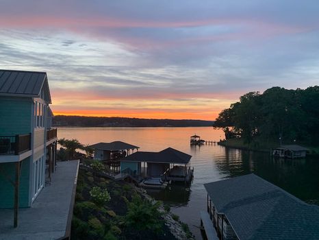 Lake Tillery, NC airbnb, hotels and vacation rentals