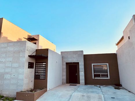 Piedras Negras Vacation Rentals & Airbnb COZYCOZY