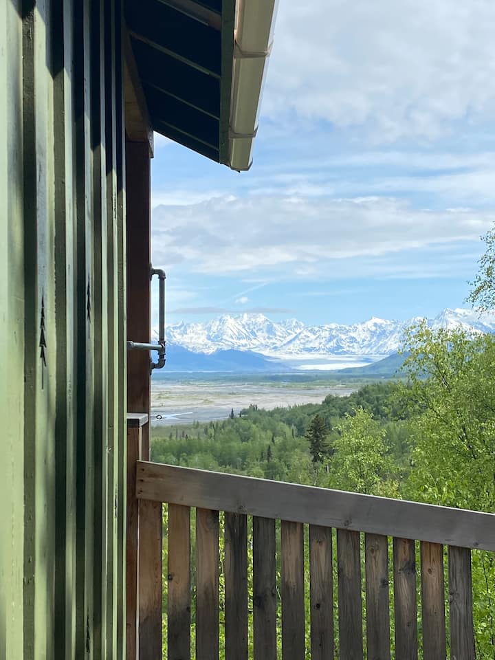 The Johnson House Cabin - Alaska
