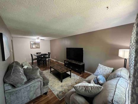 Lloydminster Vacation Rentals and Airbnb cozycozy
