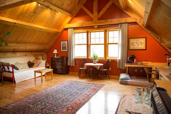 The Perfect Cozy Weekend Escape - Vermont
