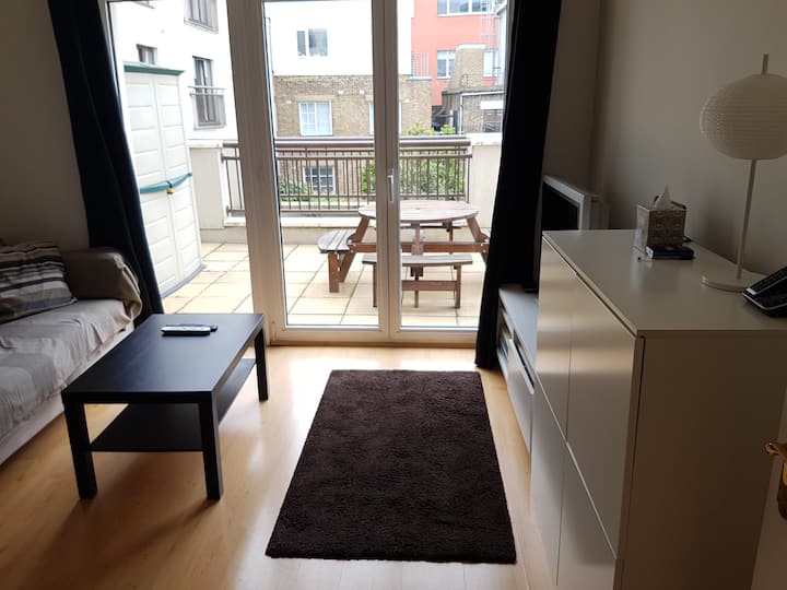 Central Apartment With Terrace And Pool - London