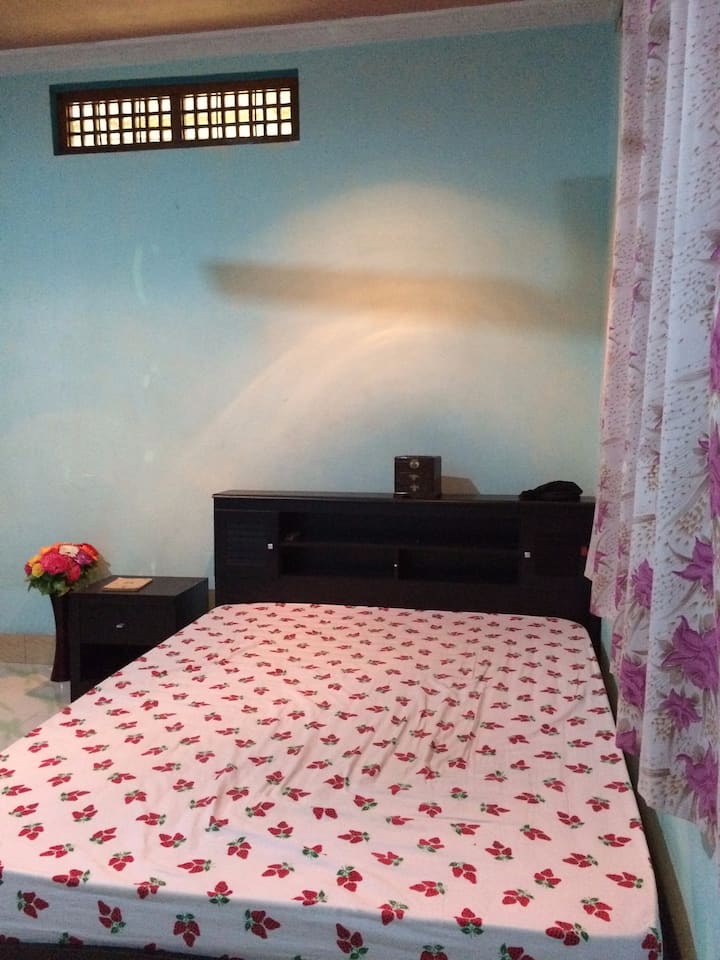Spacious Bedroom In Addu City - Maldives