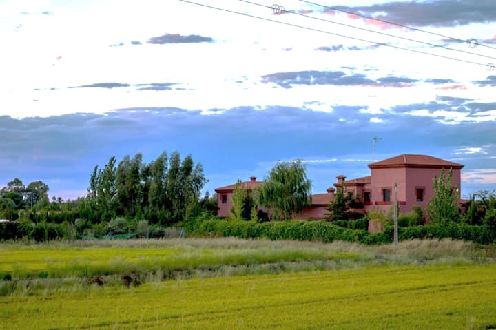 Casa Nora Villa De Lujo Con Piscina 600m2 - Badajoz
