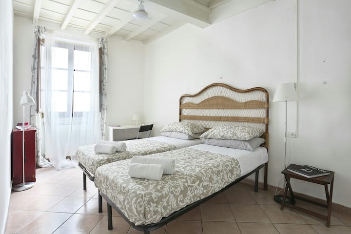 Rent Double Room - Florenz