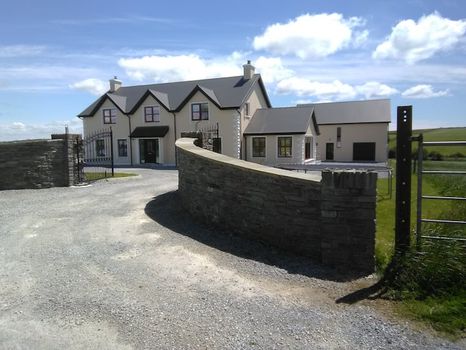 Bandon Apartments and Condos For Rent cozycozy