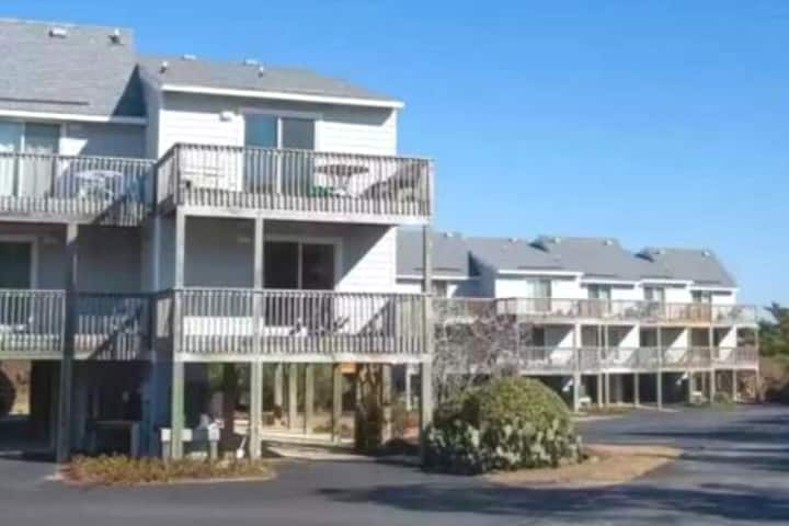 Cozy Beachside Townhouse located in Duck OBX - Southern Shores