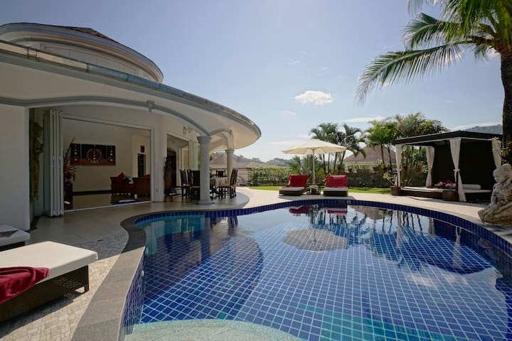 Luxurious, Quiet, Private Pool-villa Orchid, 7/7 Housekeeper, 24/7 Butler - Phuket