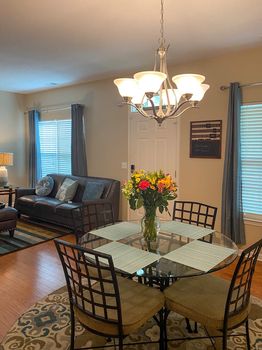 Bloomfield Hills, MI Vacation Rentals & Airbnb COZYCOZY