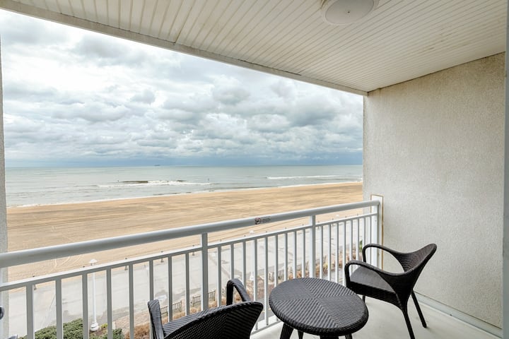 Ocean Sands Resort: Oceanfront 1-Bdrm w/ Balcony - Virginia Beach