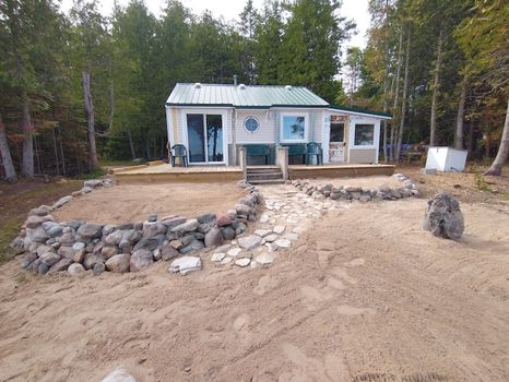 Drummond island, MI Cottages at the Best Price cozycozy