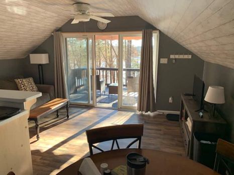 John H. Kerr Reservoir airbnb, hotels and vacation rentals