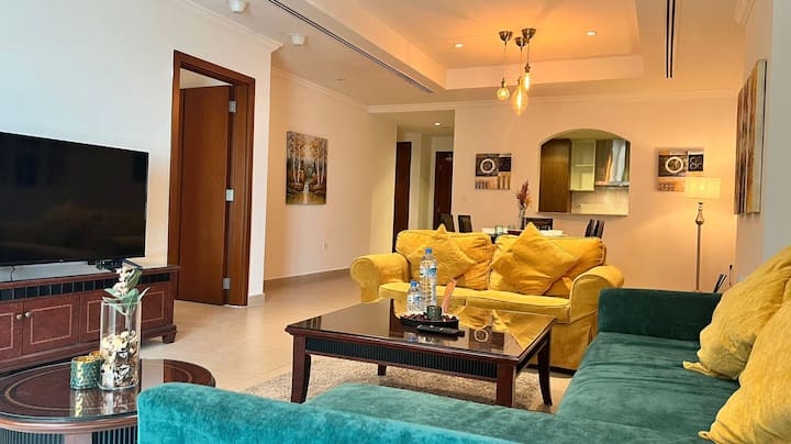 One Bedroom Apartment with a Spacious Living Room! - Qatar