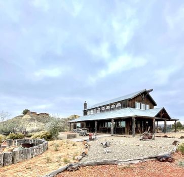 Medora, ND Cabin Rentals at the Best Price cozycozy