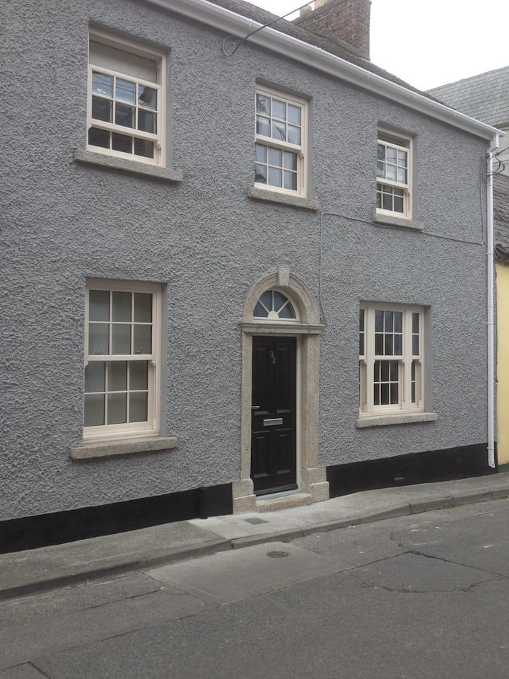 Luxury Furnished House In Carlow Town Centre. - Carlow