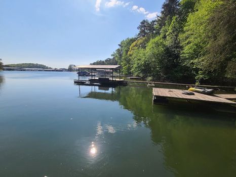 Lake Lanier, Buford airbnb, hotels and vacation rentals