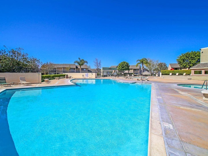 Across the street from Disney/Pool/Free Parking - Orange County (State)