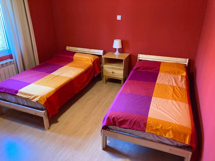 Habitación privada con dos camas - Valladolid