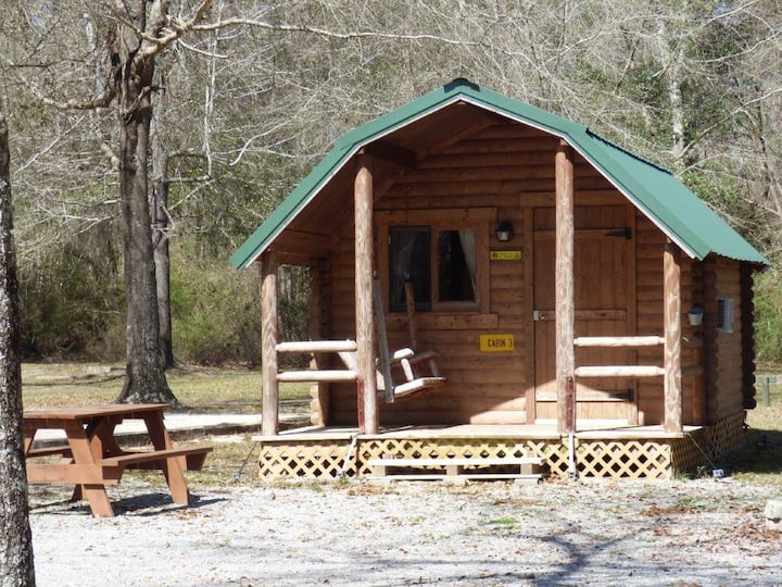 Go Camping in this Rustic Cabin Pet Friendly - Milton, FL