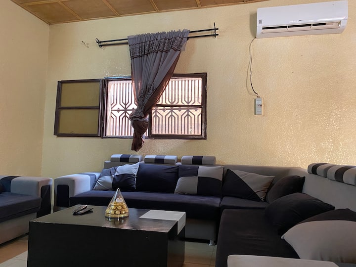 Villa  meublée, équipée à deux pas de l'université - Niamey