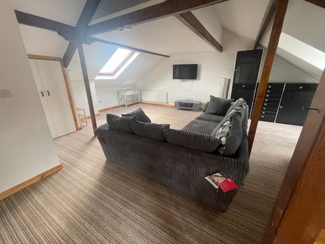 Knock Apartments and Condos For Rent cozycozy