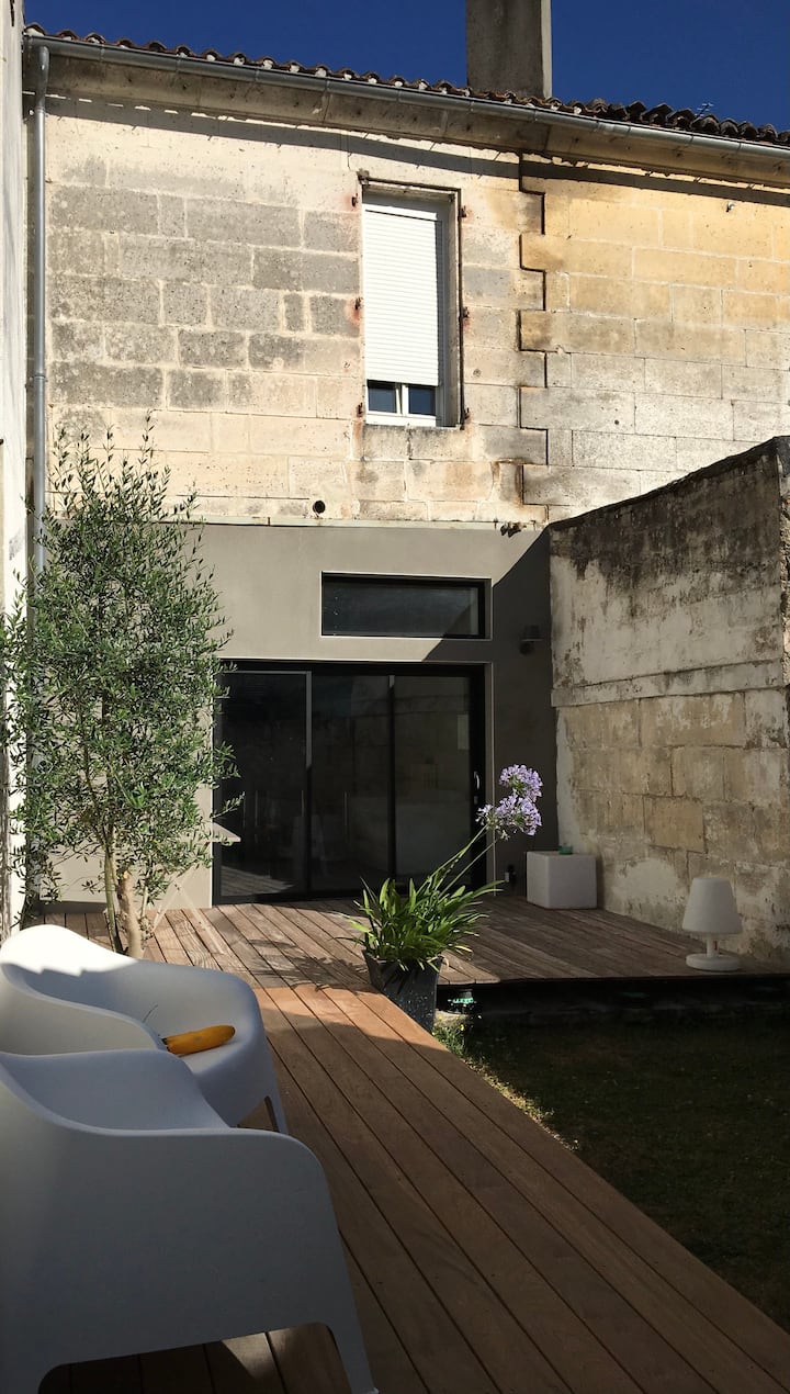 Maison rénovée, charme et jardin en centre ville - Angoulême