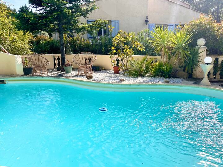 Jolie appartement + piscine dans co-pro familiale - Rognac