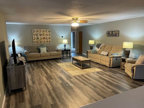 Vandalia Lake, IL airbnb, hotels & vacation rentals