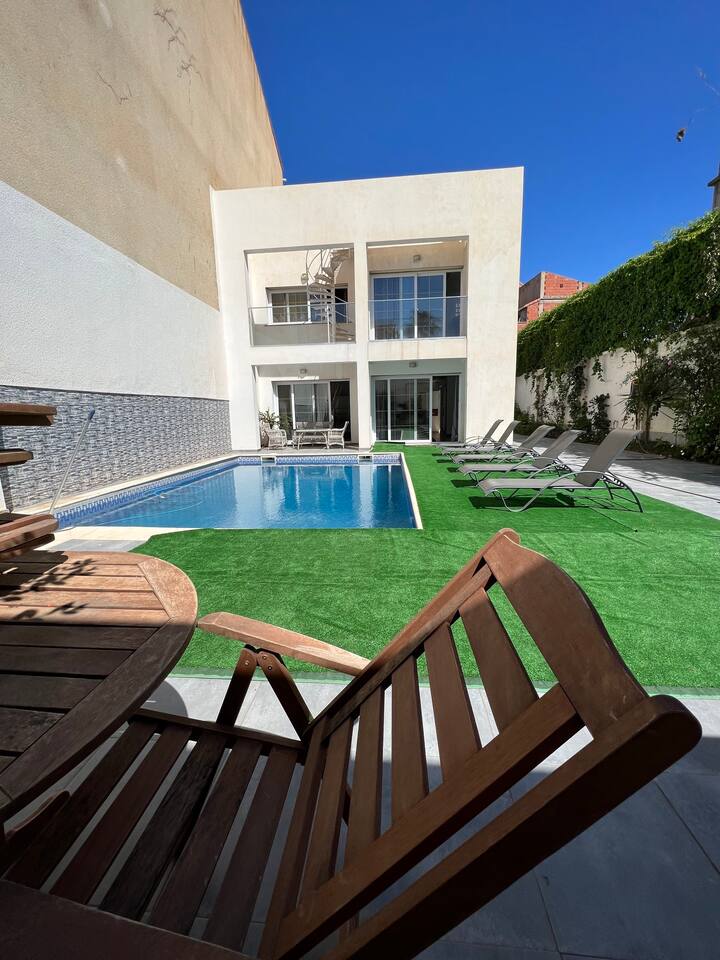 Villa avec piscine - Alger