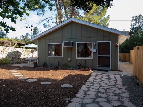 Ojai, CA Vacation Home and Villa Rentals cozycozy