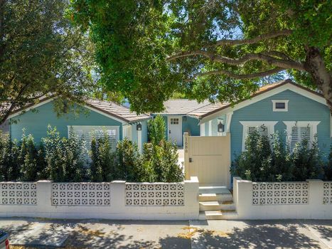 Solvang, CA Villas and Beach house Best Price on cozycozy