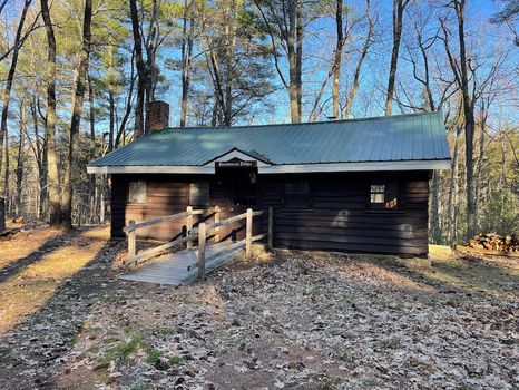 Hampstead, NH Vacation Rentals and Airbnb cozycozy