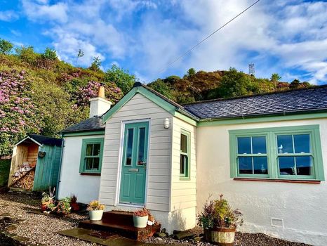 Mallaig Cottages at the Best Price cozycozy