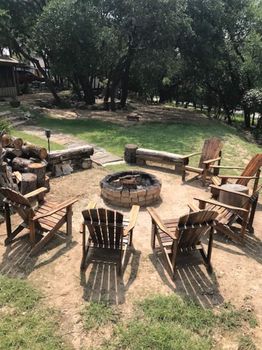 Wimberley, TX Holiday Apartments and Self Catering cozycozy