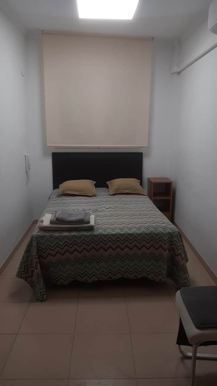 Rooms In Apartment Salou - Salou