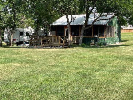 Regina Beach All Lodging and cozycozy