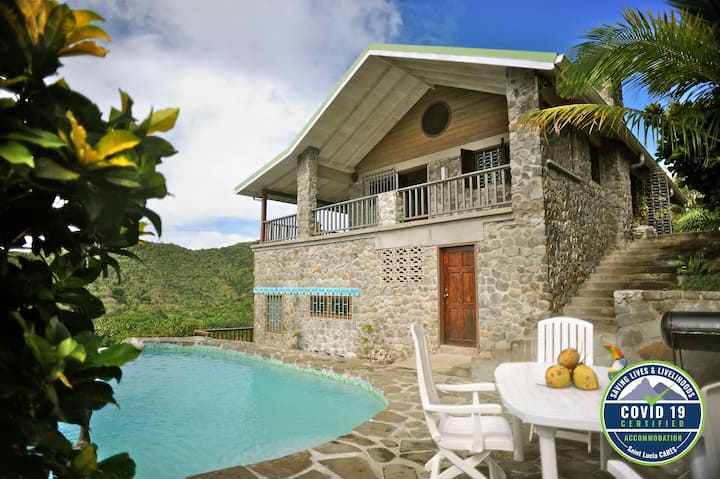 The Stone House, Marigot Bay- With Pool & View! - Sainte-Lucie