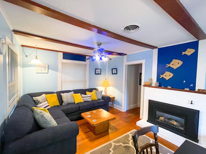 Casa Cottage | Classic Cottage, 1 Block To Beach! - Rehoboth Beach