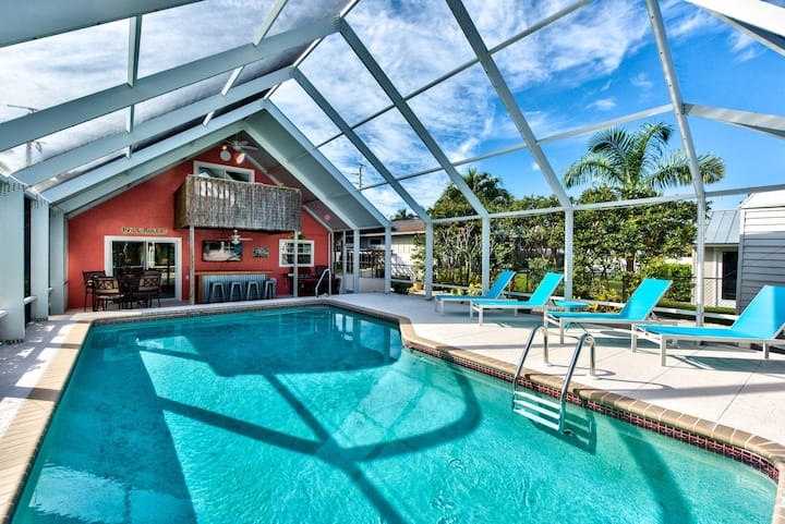 3 Bd. Olde Naples Beach House With Pool & Tiki Bar - Naples, FL