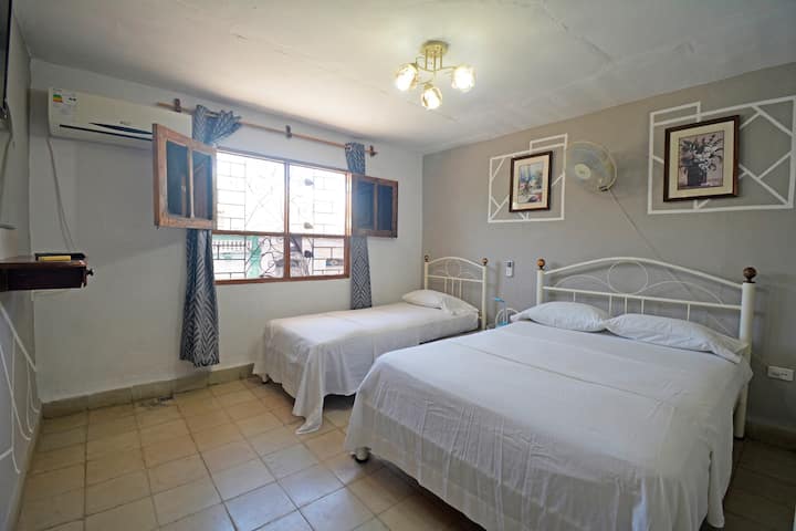 Spacious, Relaxing And Central House With 2 Rooms. - Cuba
