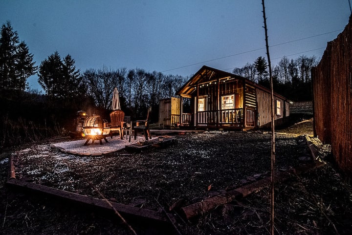Deer Path Cabin -  A Tiny Off Grid Cabin - Pennsylvania