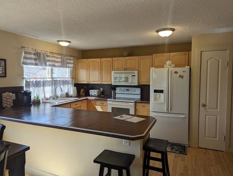 Sylvan Lake, AB Vacation Rentals and Airbnb cozycozy