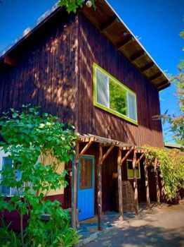 1351 Eugene, OR Short Term and Weekly Rentals cozycozy