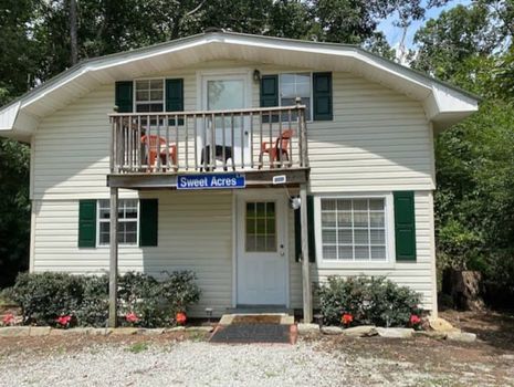 Monroe, GA Holiday Apartments and Self Catering cozycozy